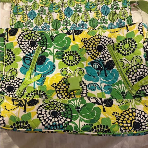 Vera Bradley Retired Limes Up Floral Messenger Shoulder Bag - Picture 4 of 7